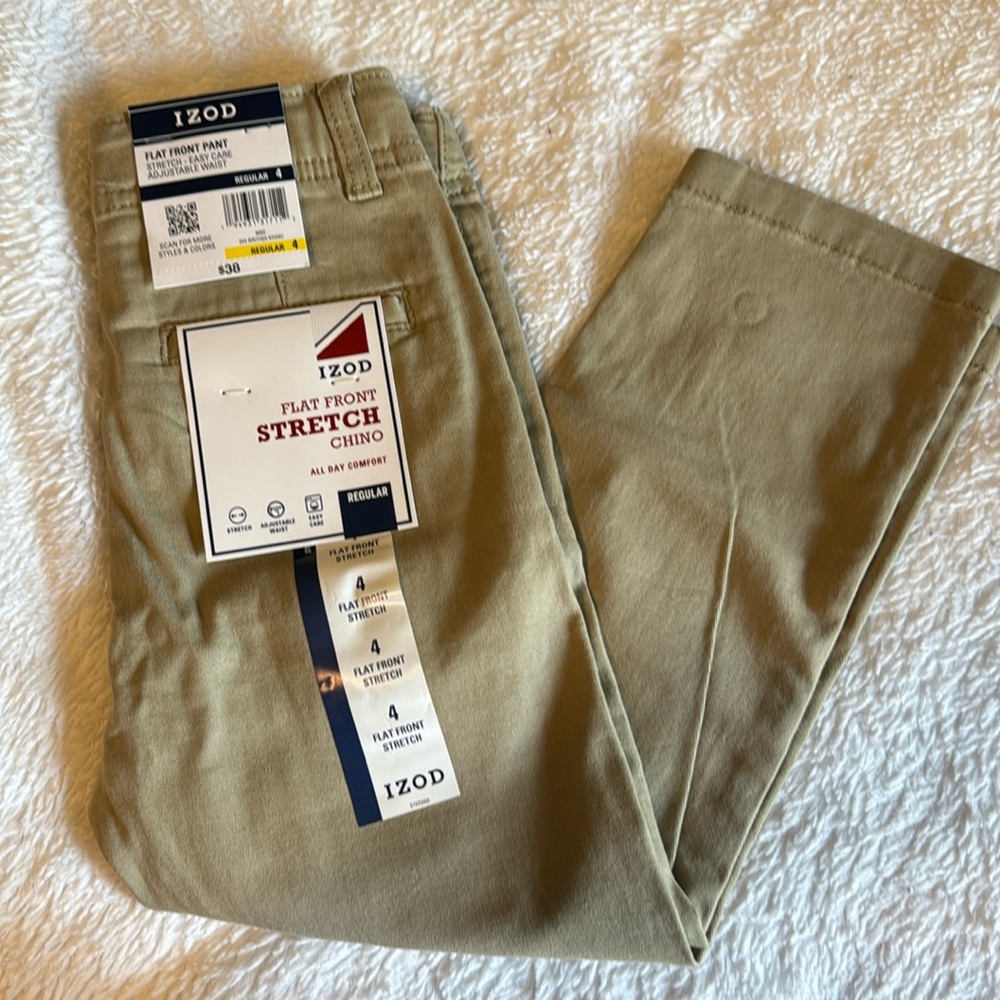 NWT Boys Izod Chino pants size 4T